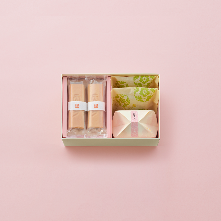 ふくみ天平4個・花貝あわせ最中1箱・よもぎ饅頭2個